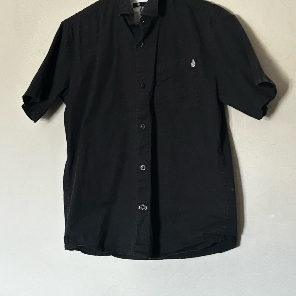 Volcom Black Short Sleeve Button Down Shirt